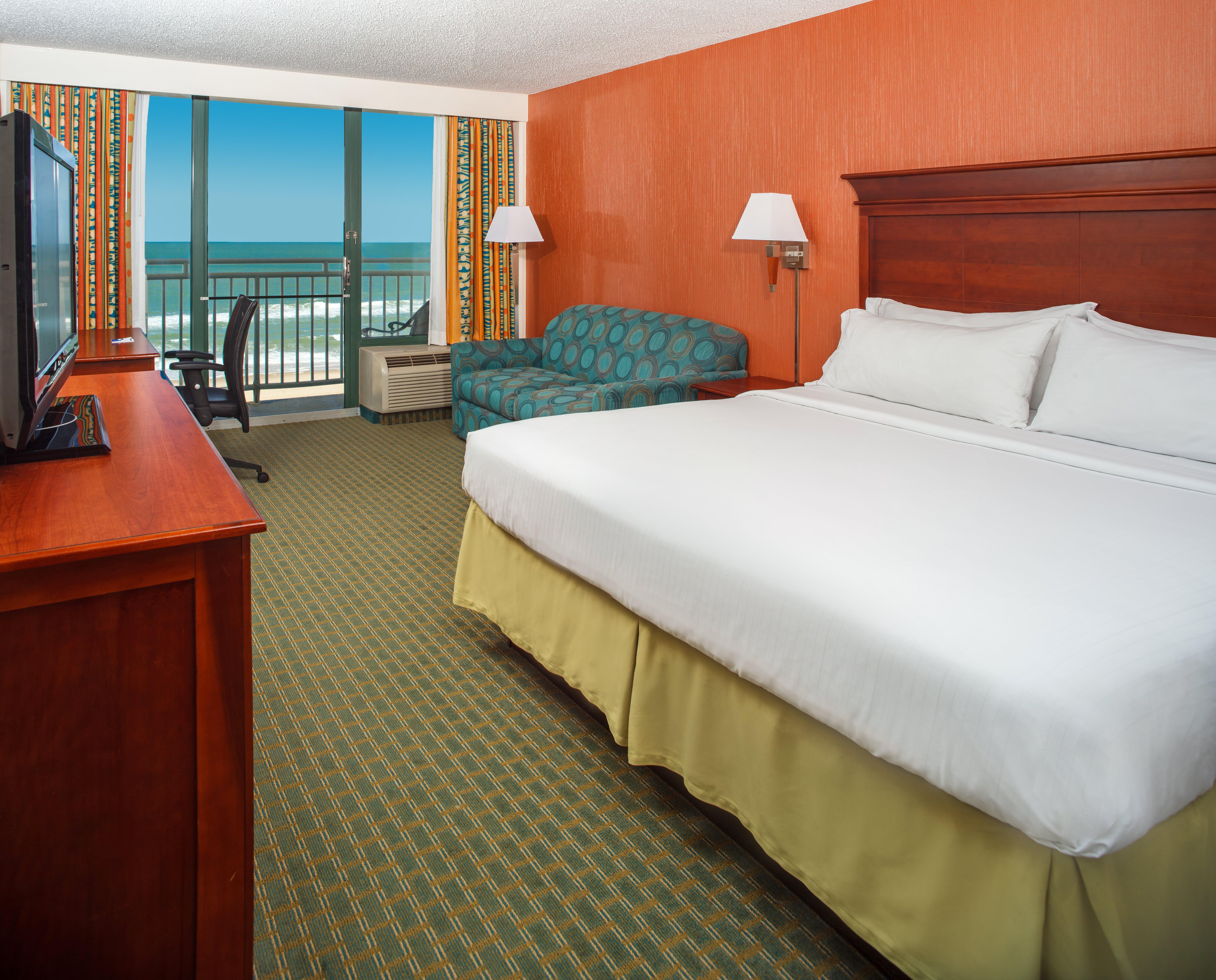 Holiday Inn Express & Suites Va Beach Oceanfront By Ihg 3*