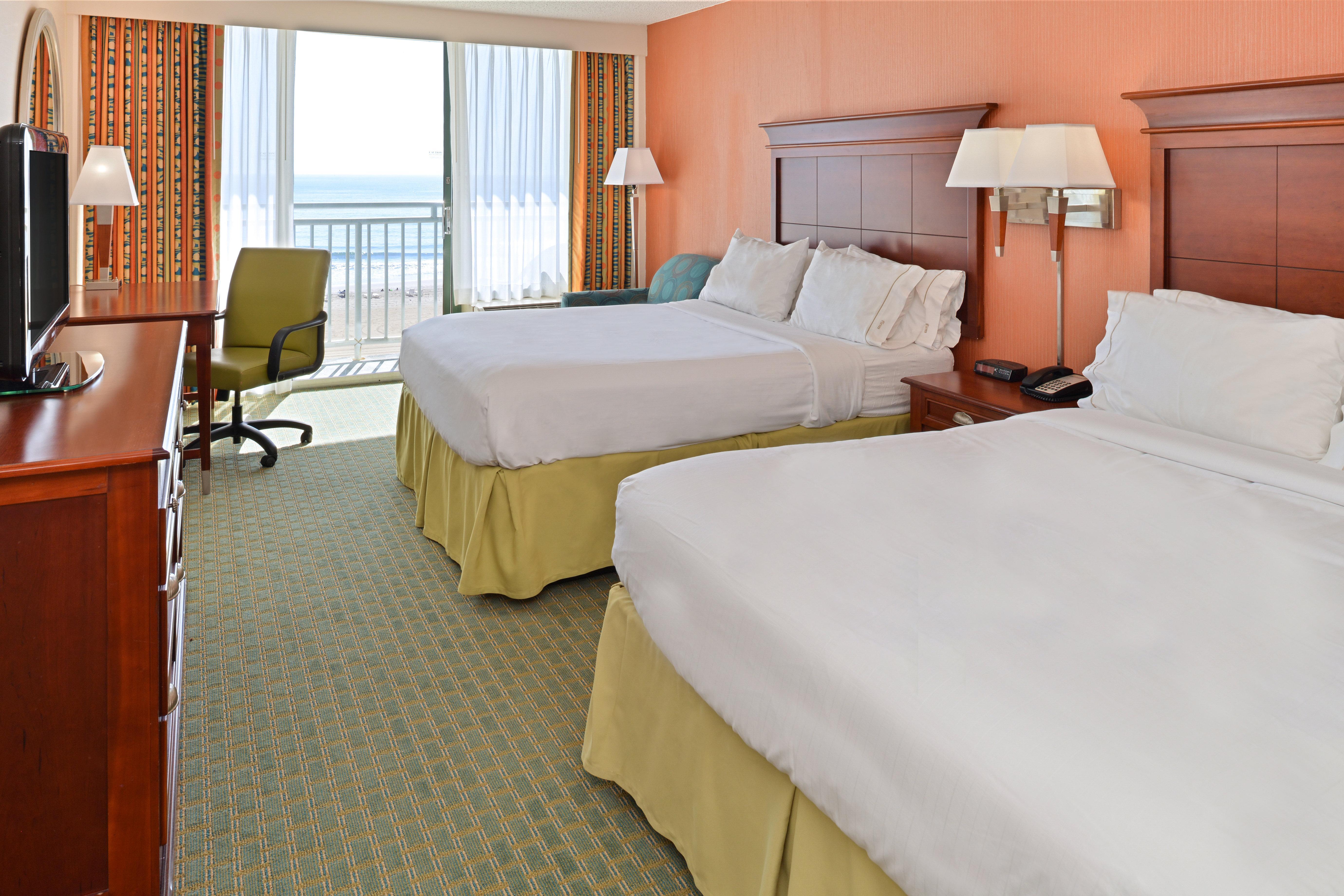 Holiday Inn Express & Suites Va Beach Oceanfront By Ihg 3*