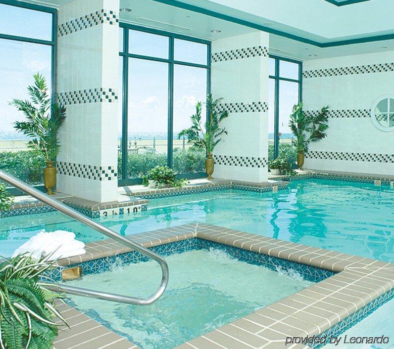 Holiday Inn Express & Suites Va Beach Oceanfront By Ihg Virginia Beach