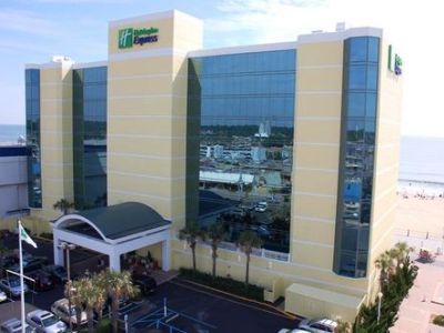 Holiday Inn Express & Suites Va Beach Oceanfront By Ihg Resort